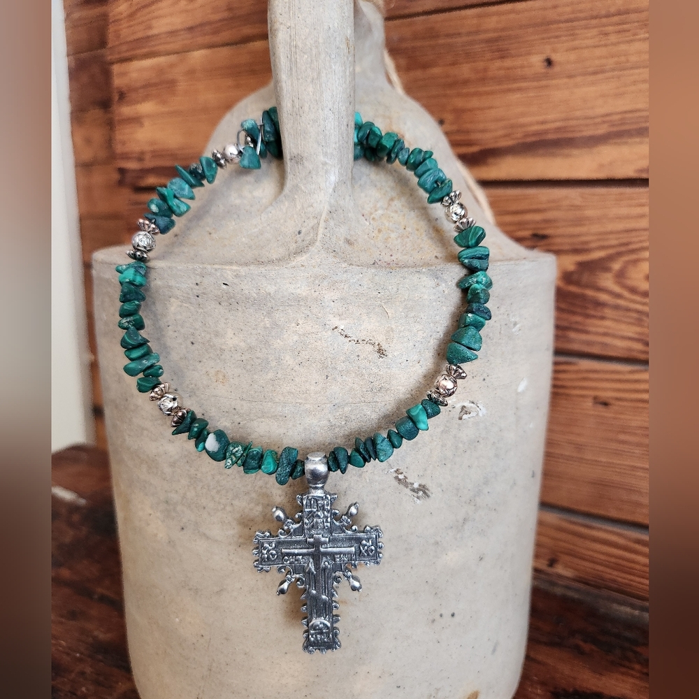 Malachite Chip Beaded Necklace with Silver Cross Pendant